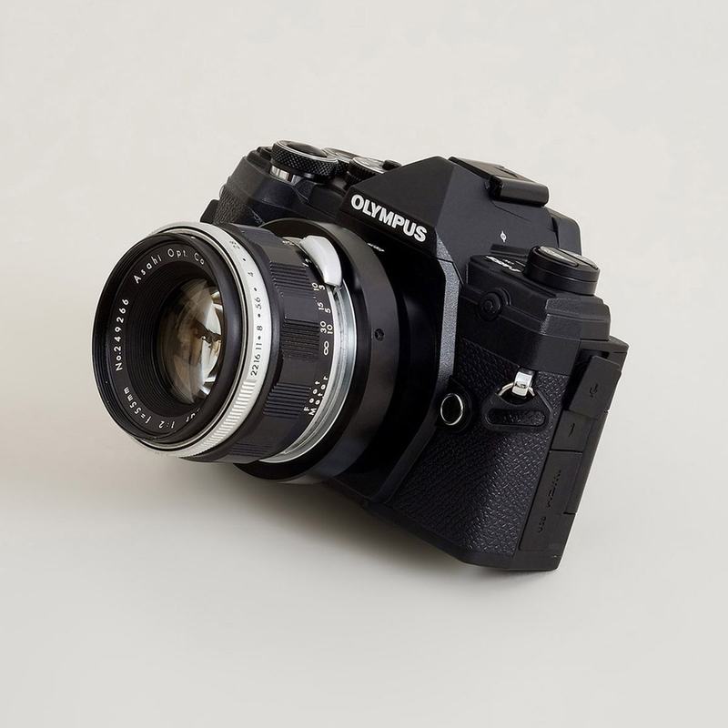 Urth Lens Mount Adapter M42 Lens To Micro Four Thirds (M4/3) Camera Body